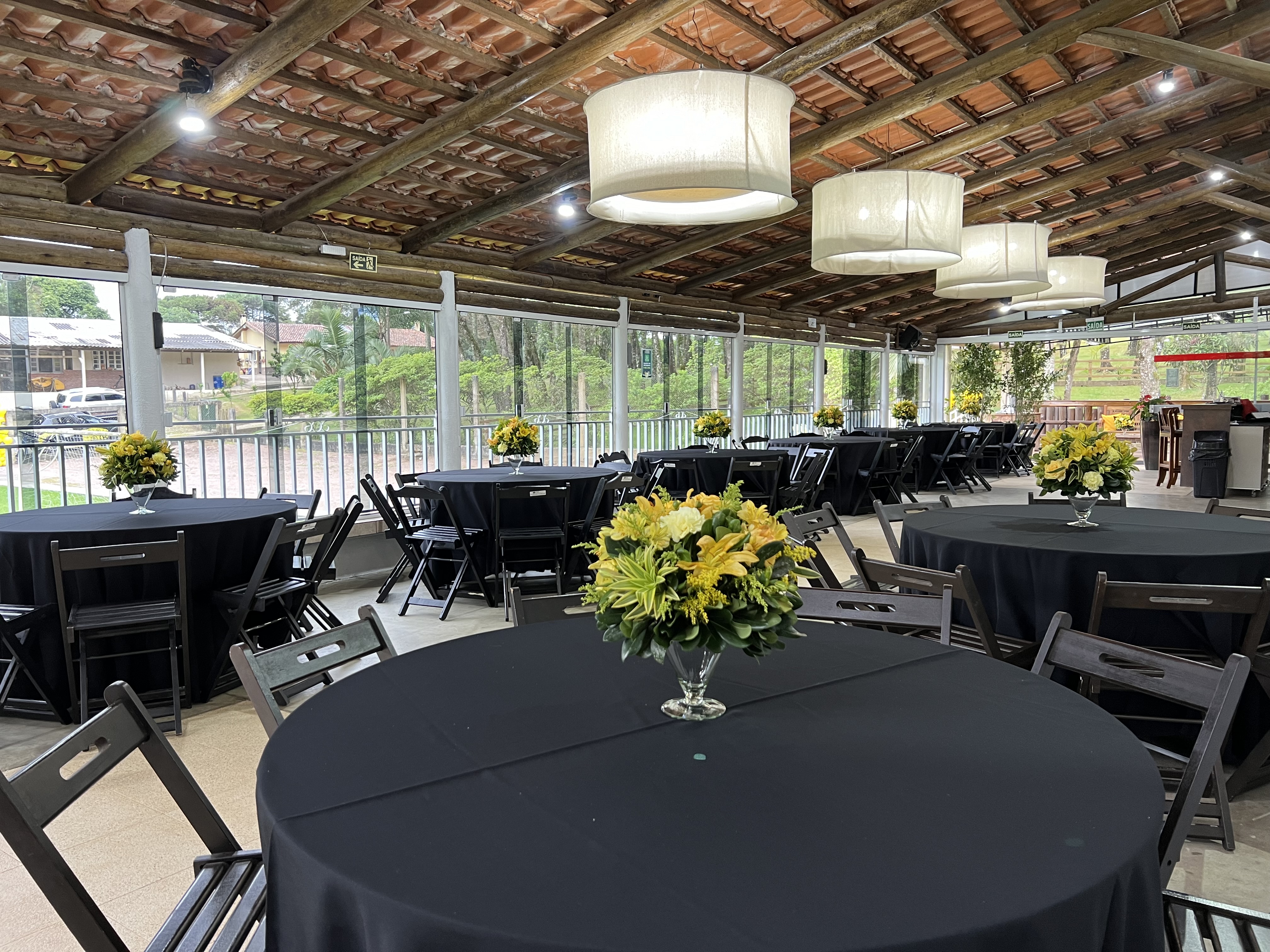 Espaço para eventos empresariais na Chácara das Vaquinhas
